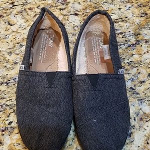 Toms Size 4 Slip ons